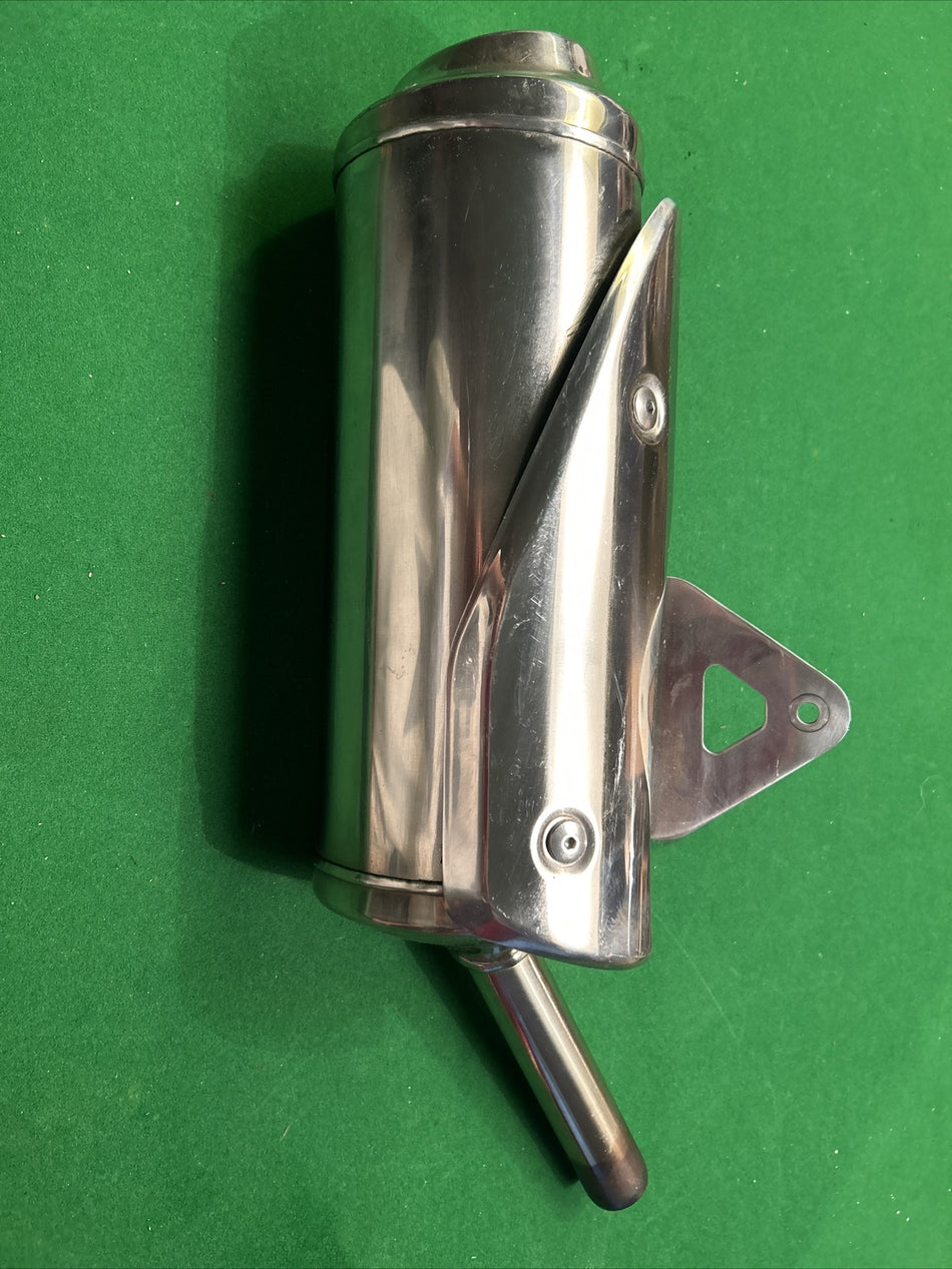 Triumph 675 Silencers  Triple Pair Right &Left Exhaust Muffler2200831