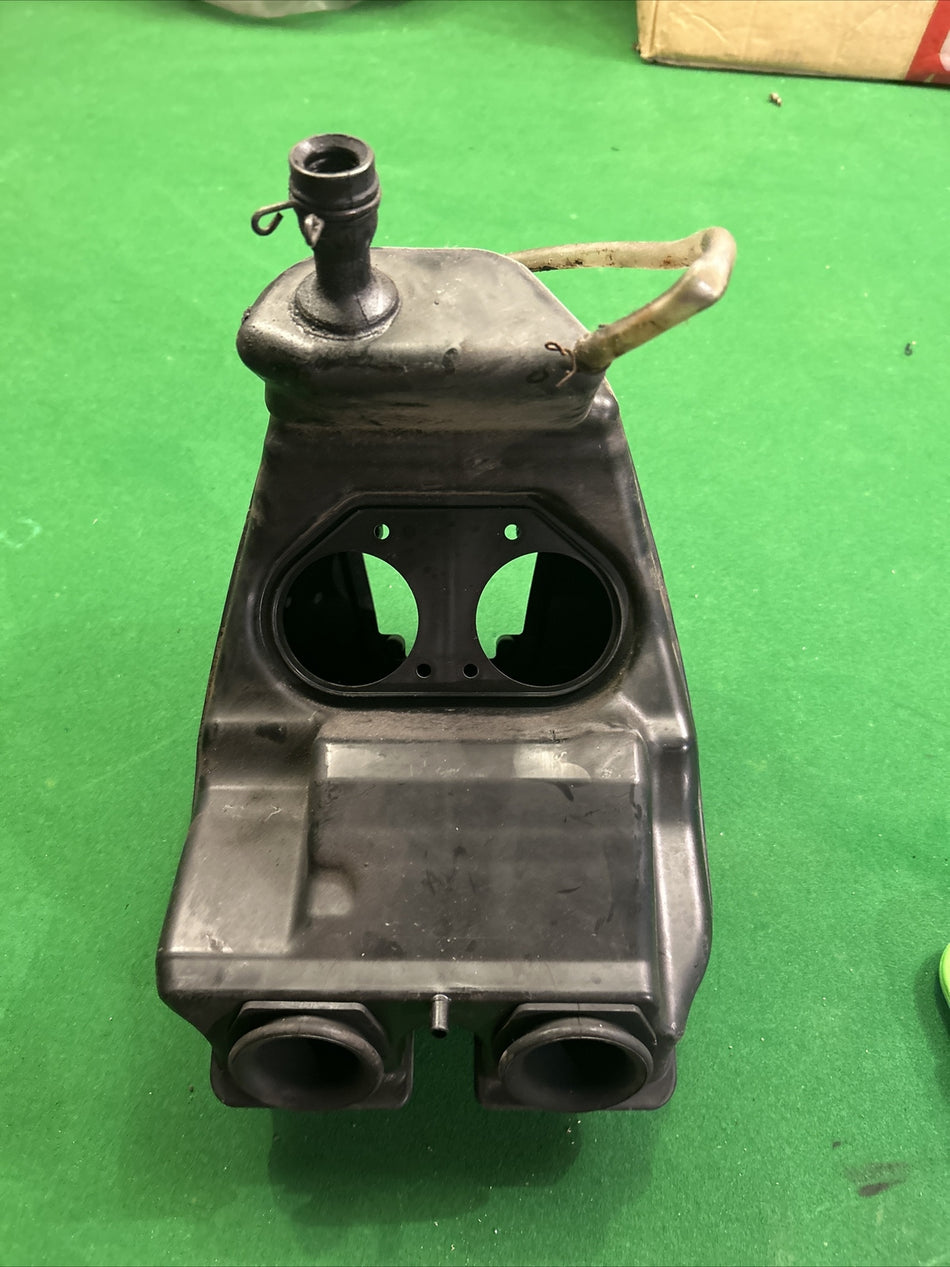 Kawasaki ER-6N Air filter Box ER650 A7F 2095-2008 airbox air filter box